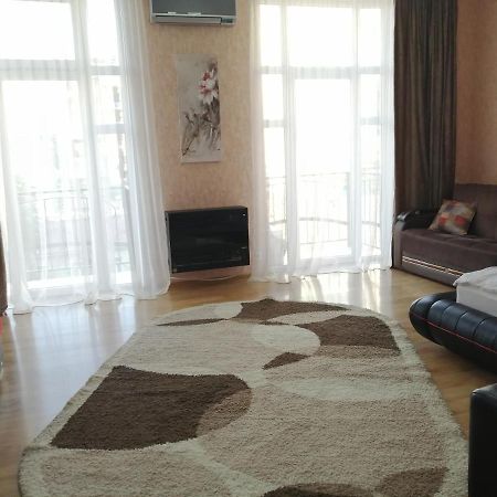 Apartments In The Historical Center Of Batumi, Near The Seaside Park Ngoại thất bức ảnh
