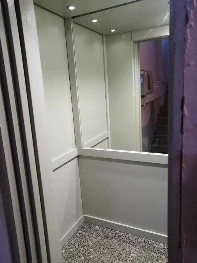 Apartments In The Historical Center Of Batumi, Near The Seaside Park Ngoại thất bức ảnh
